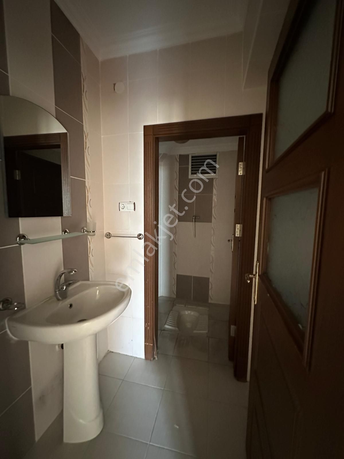 Alparslan Türkeş Blv.üzerinde Satılık 3+1 Daire - Görsel 18