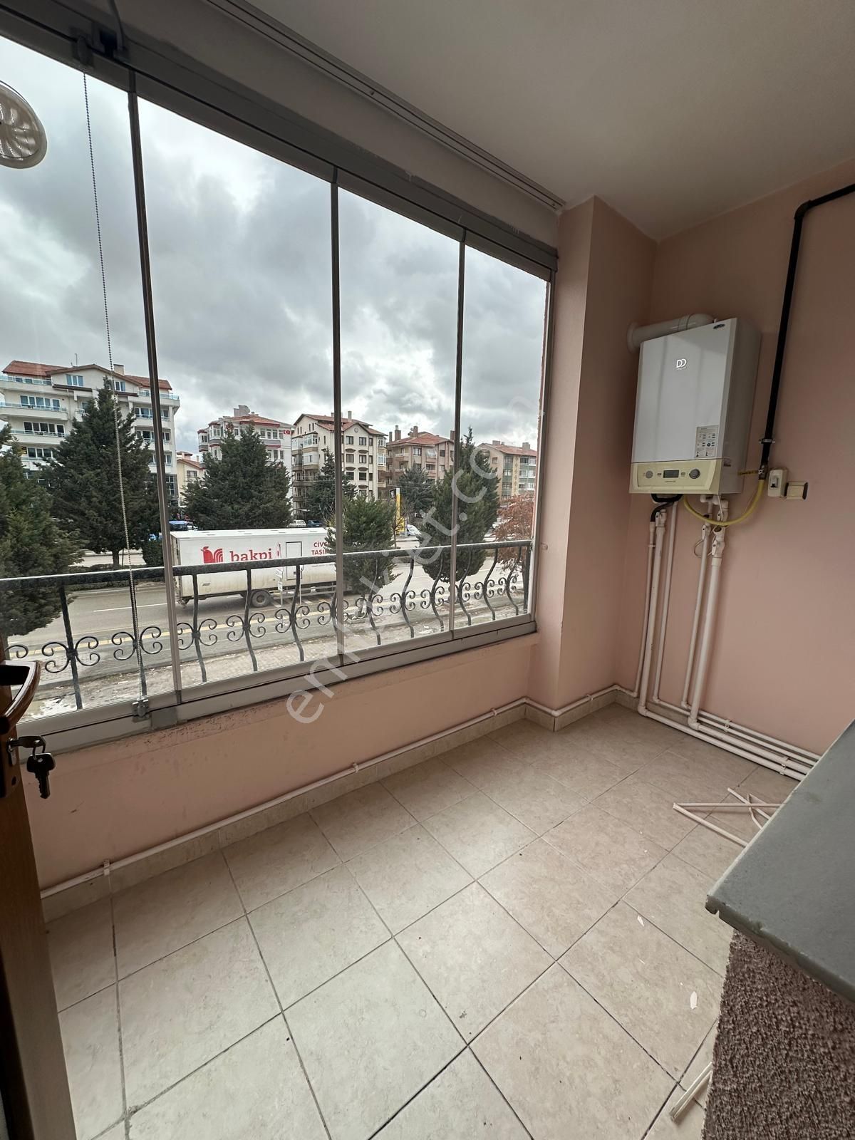 Alparslan Türkeş Blv.üzerinde Satılık 3+1 Daire - Görsel 23