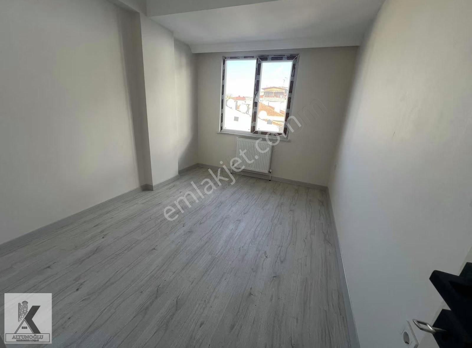 3+1 Cihangirde Kaymakamlık Metrobüs Yakını Sıfır Ara Kat - Görsel 14