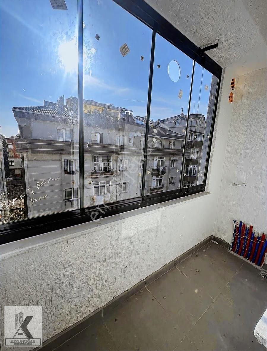 3+1 Cihangirde Kaymakamlık Metrobüs Yakını Sıfır Ara Kat - Görsel 22