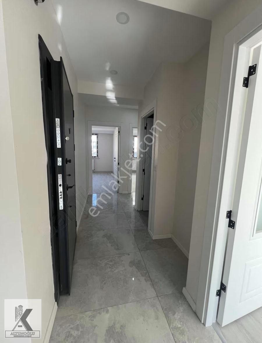 3+1 Cihangirde Kaymakamlık Metrobüs Yakını Sıfır Ara Kat - Görsel 19