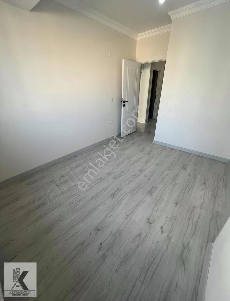 3+1 Cihangirde Kaymakamlık Metrobüs Yakını Sıfır Ara Kat - Görsel 7