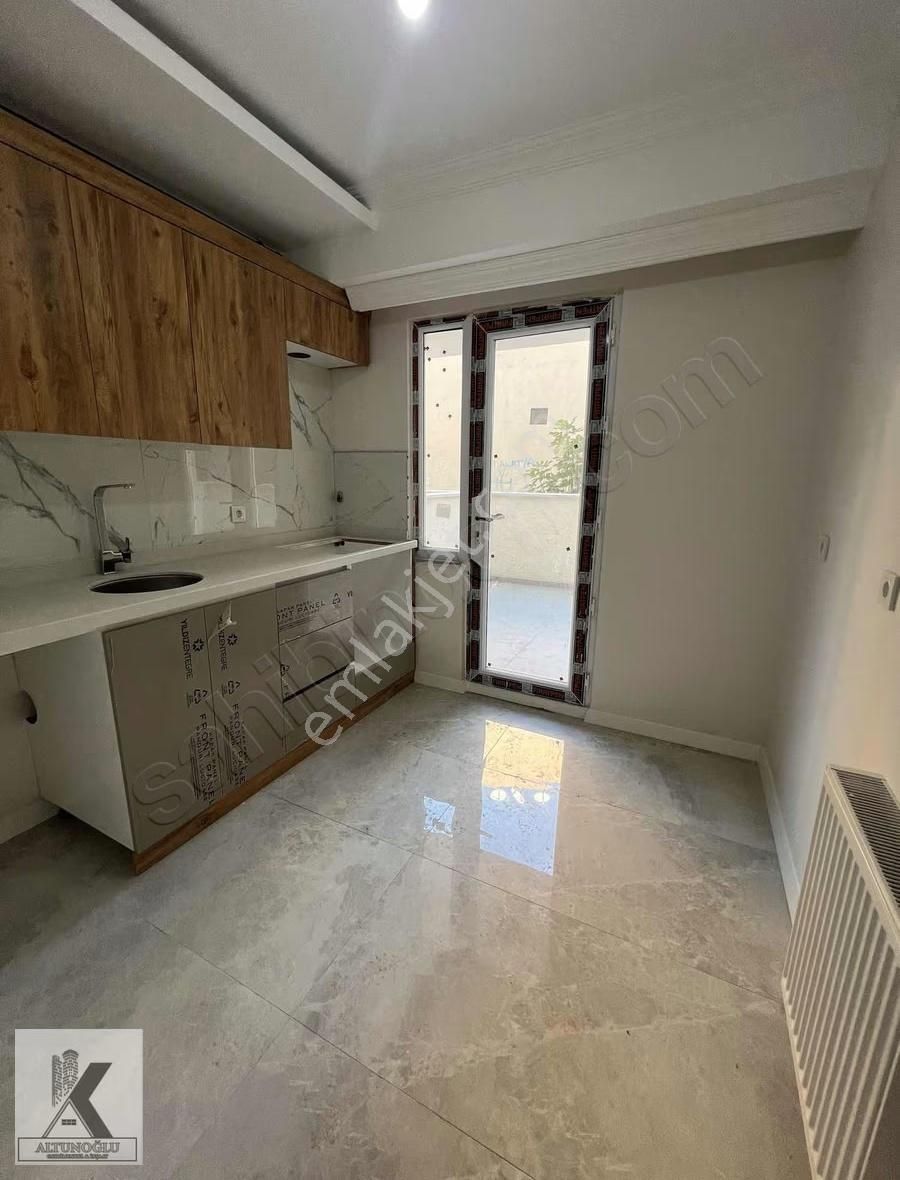 Cihangir Mah.sıfır 3+1 Bahçe Balkon Kullanımlı Metrobüs Yakını - Görsel 4