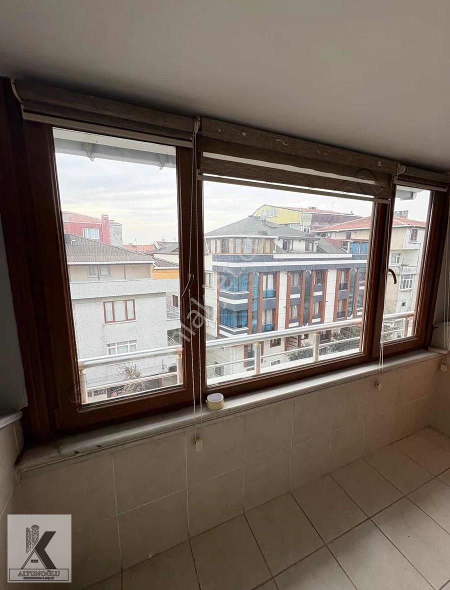 Cihangir Mah.metrobüs Cadde Yakınında 1+1 Teras Kullanımlı Daire - Görsel 10