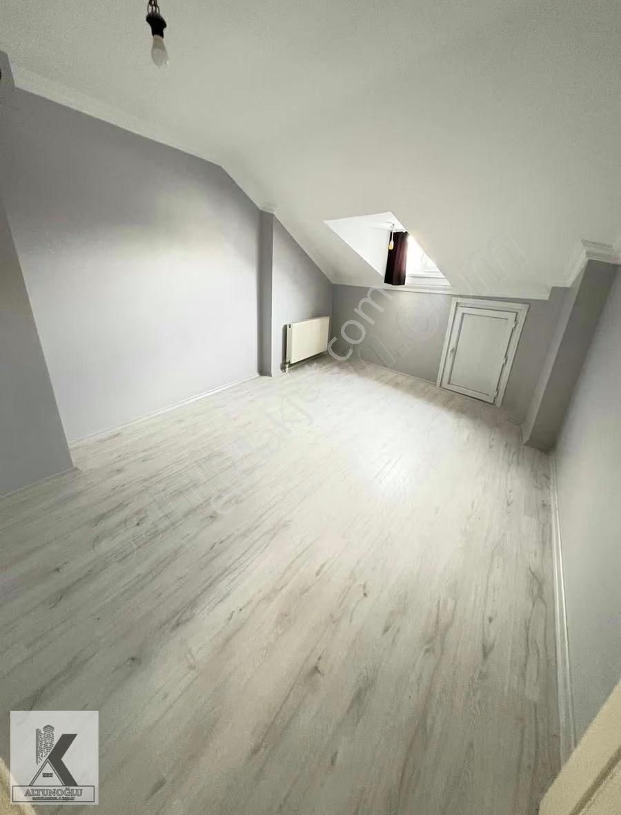 Cihangir Mah.metrobüs Cadde Yakınında 1+1 Teras Kullanımlı Daire - Görsel 6