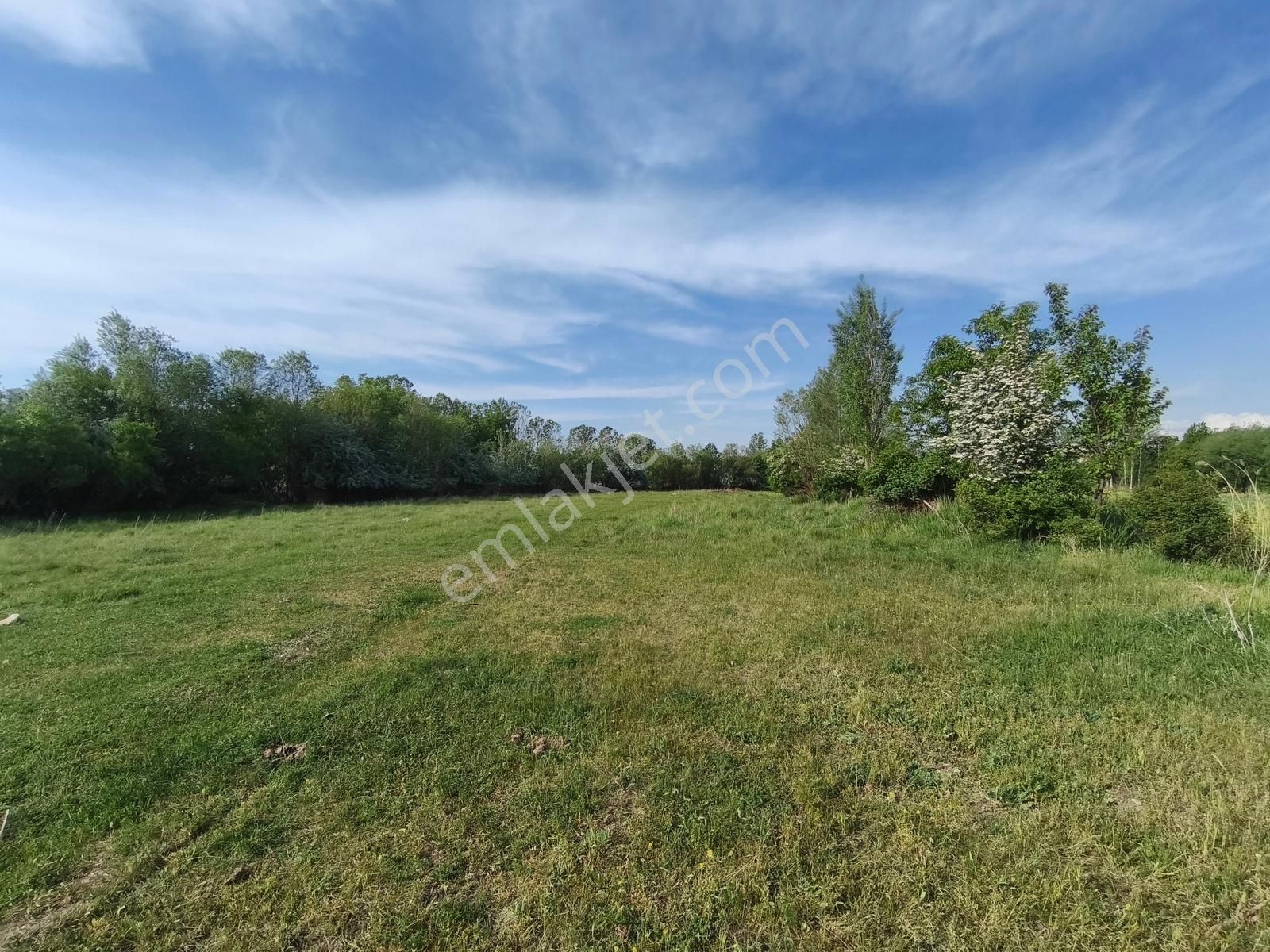 Gevaş Merkezde Satılık 650 M2 Arsa - Görsel 15