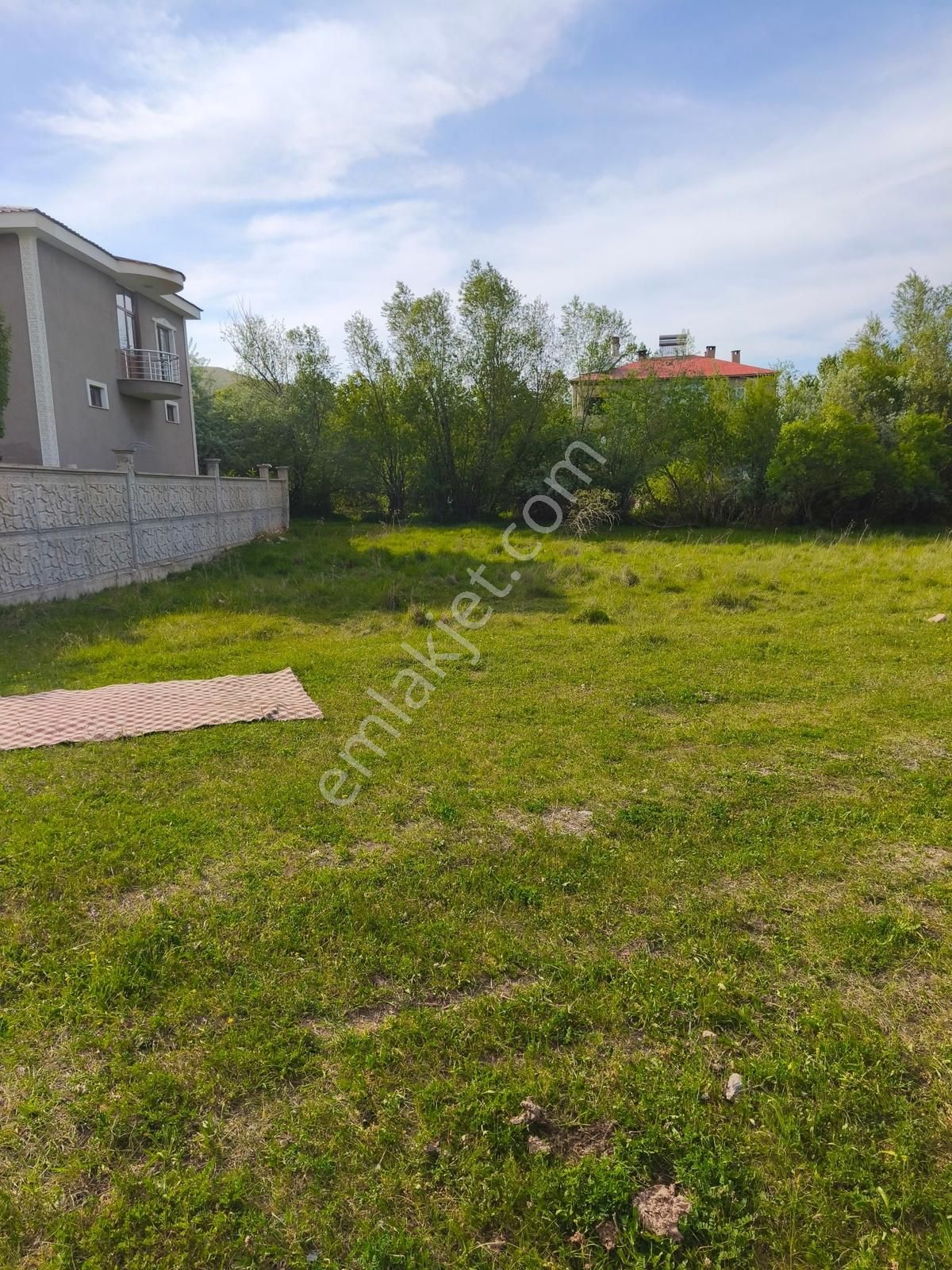 Gevaş Merkezde Satılık 650 M2 Arsa - Görsel 11