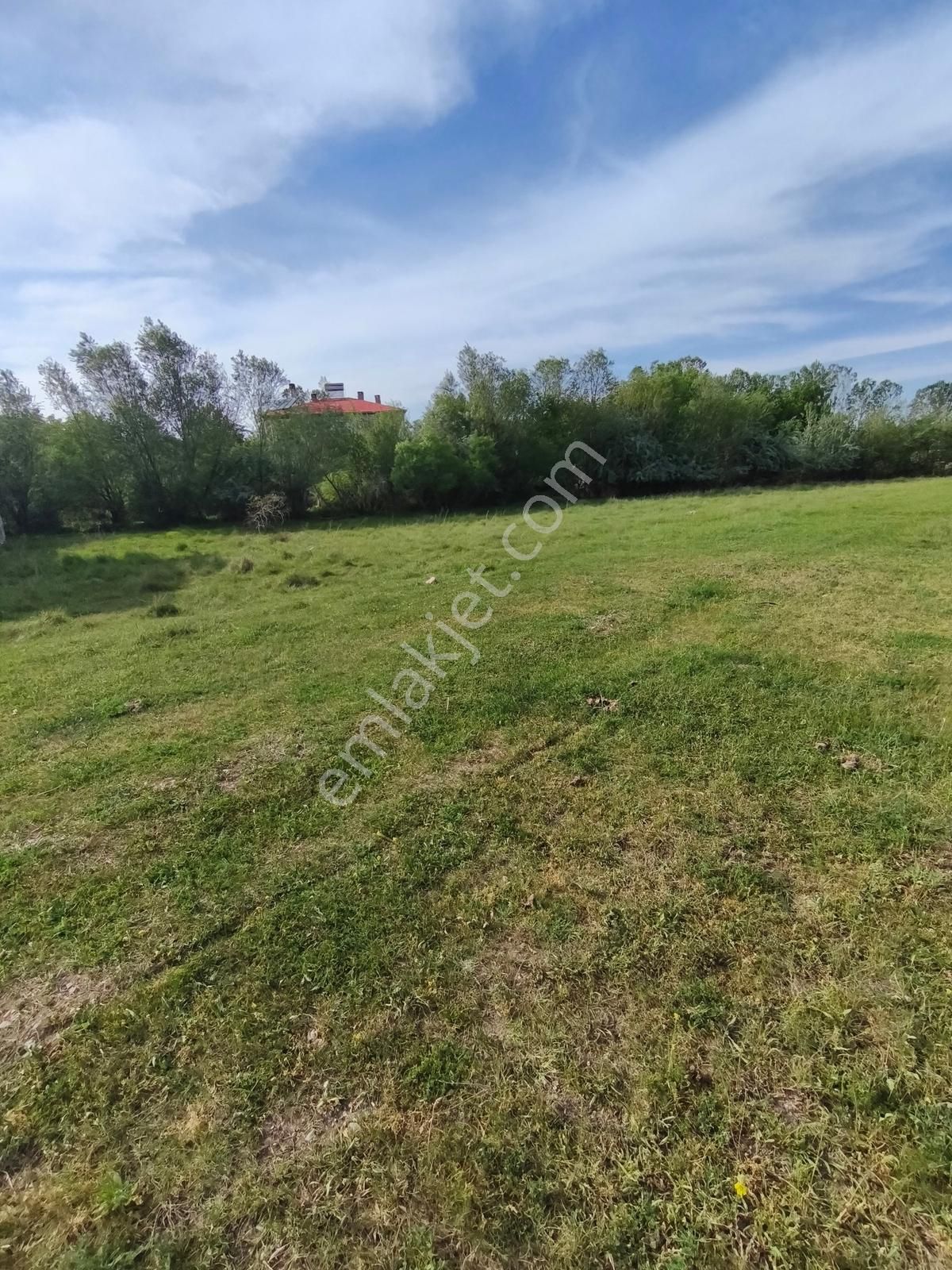 Gevaş Merkezde Satılık 650 M2 Arsa - Görsel 3