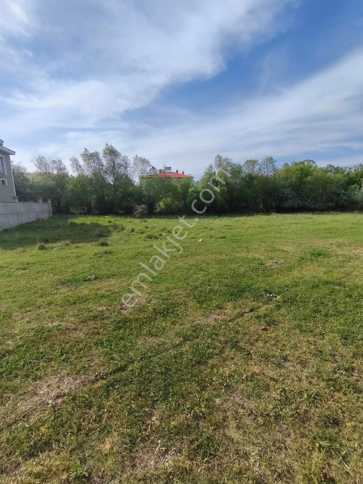 Gevaş Merkezde Satılık 650 M2 Arsa - Görsel 6