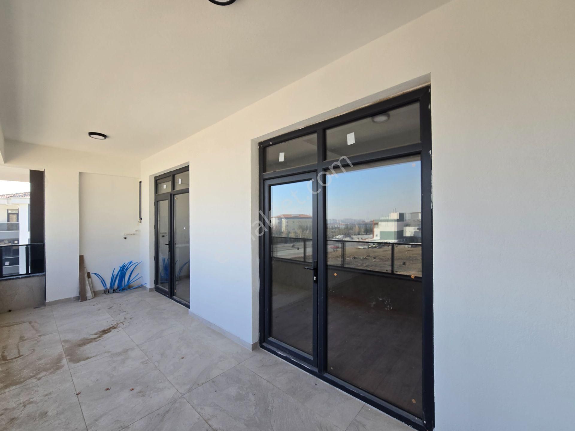 Kahramanlar Caddesine Yakın İşyapar Gayrimenkul’den Sıfır Lüks 3+1 Daire - Görsel 35