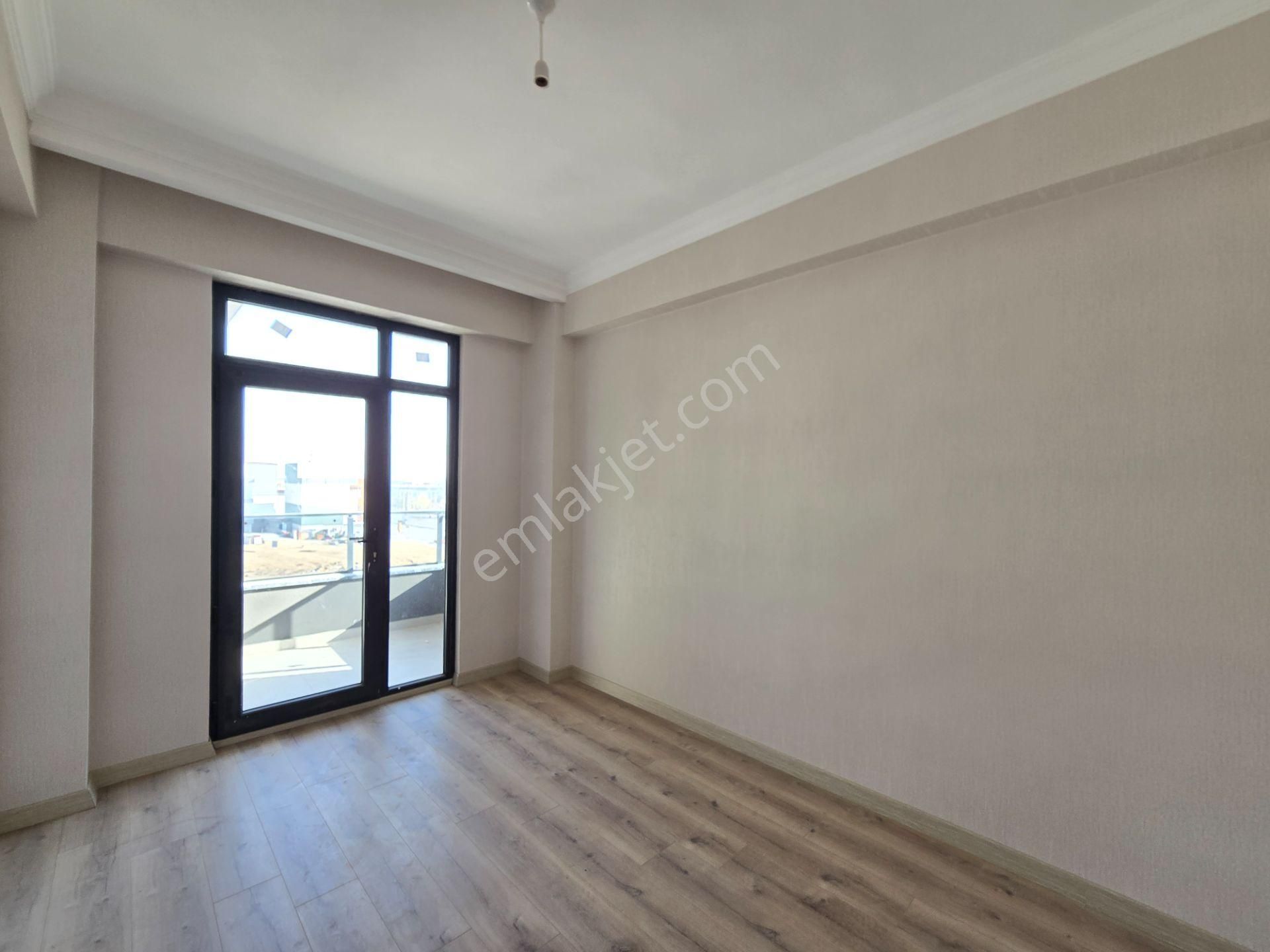 Kahramanlar Caddesine Yakın İşyapar Gayrimenkul’den Sıfır Lüks 3+1 Daire - Görsel 9