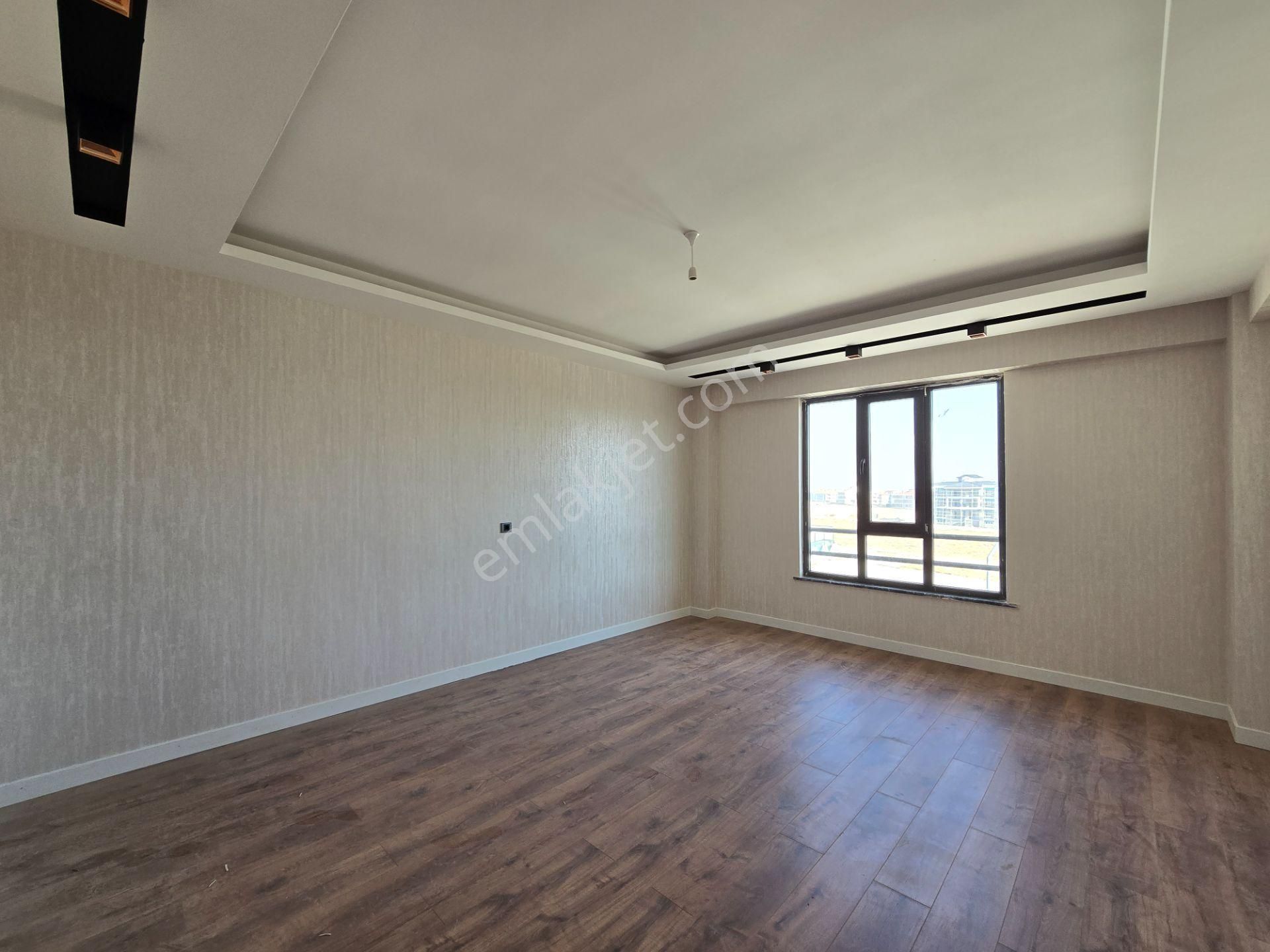 Kahramanlar Caddesine Yakın İşyapar Gayrimenkul’den Sıfır Lüks 3+1 Daire - Görsel 24