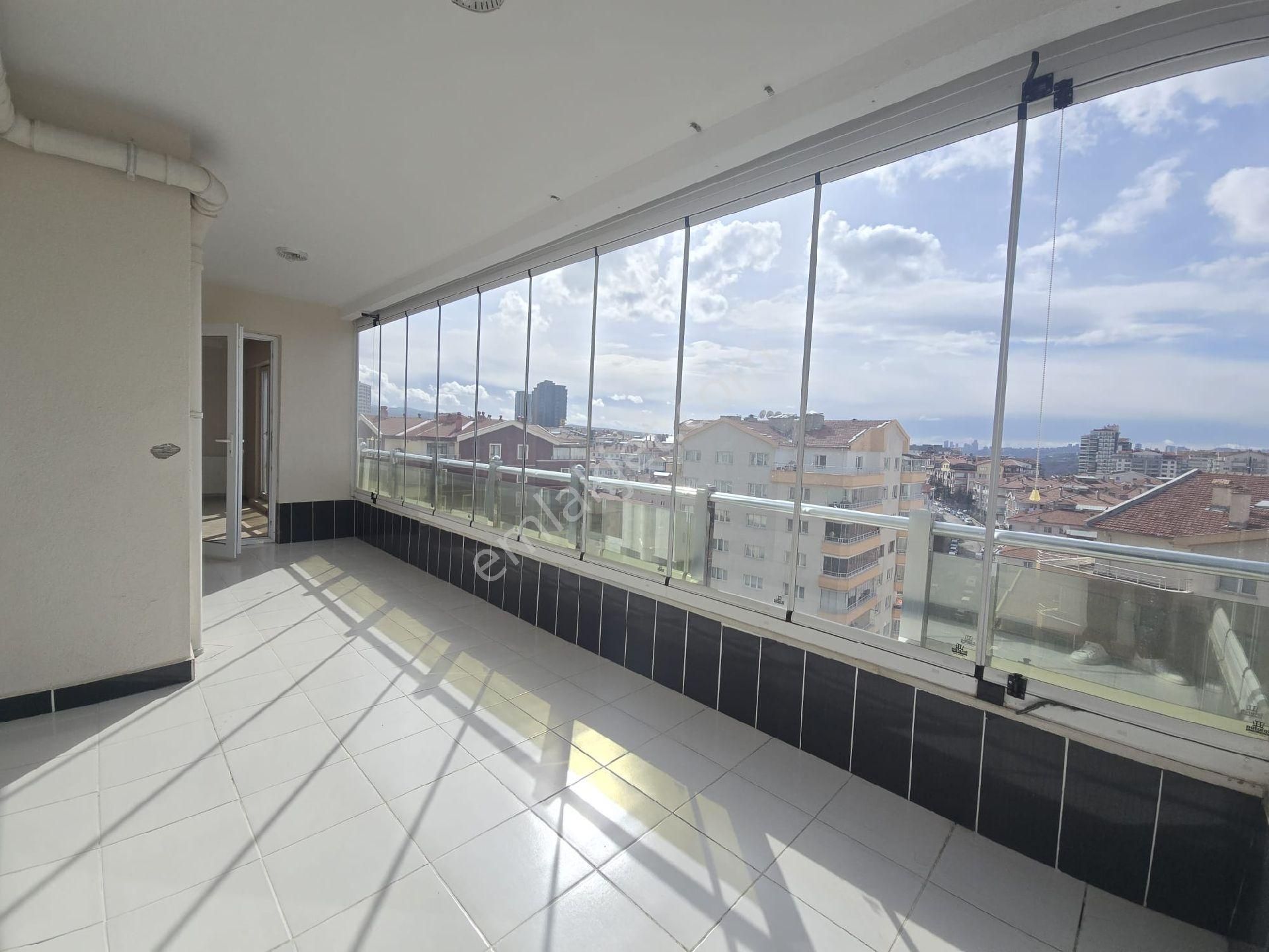 Şehitler Cadde Yakını Teras Balkonlu Geniş 3+1 Kiralık Daire - Görsel 24