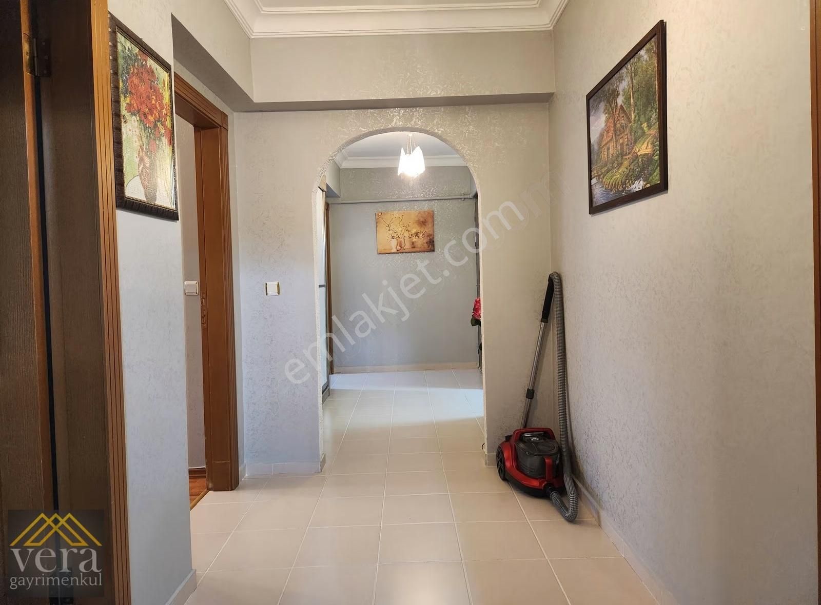 Ege'de Nato Yolu Caddesi Üzeri Kapalı Garaj Ön Cephe 3+1 Satılık - Görsel 6