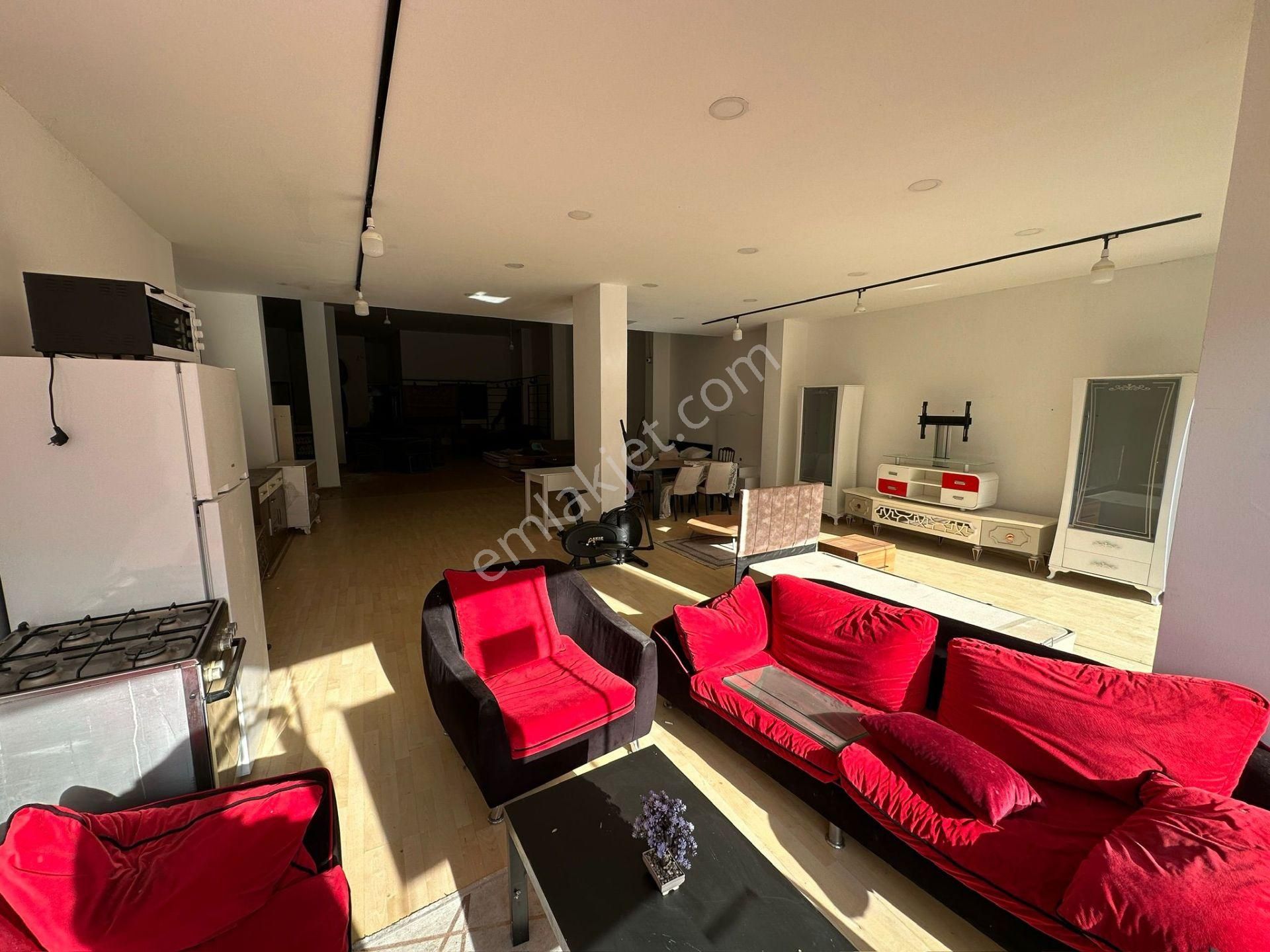 Trabzon Yomra Da Cadde Üzeri 1300 M2 Kiralık Dükkan Mağaza - Görsel 6