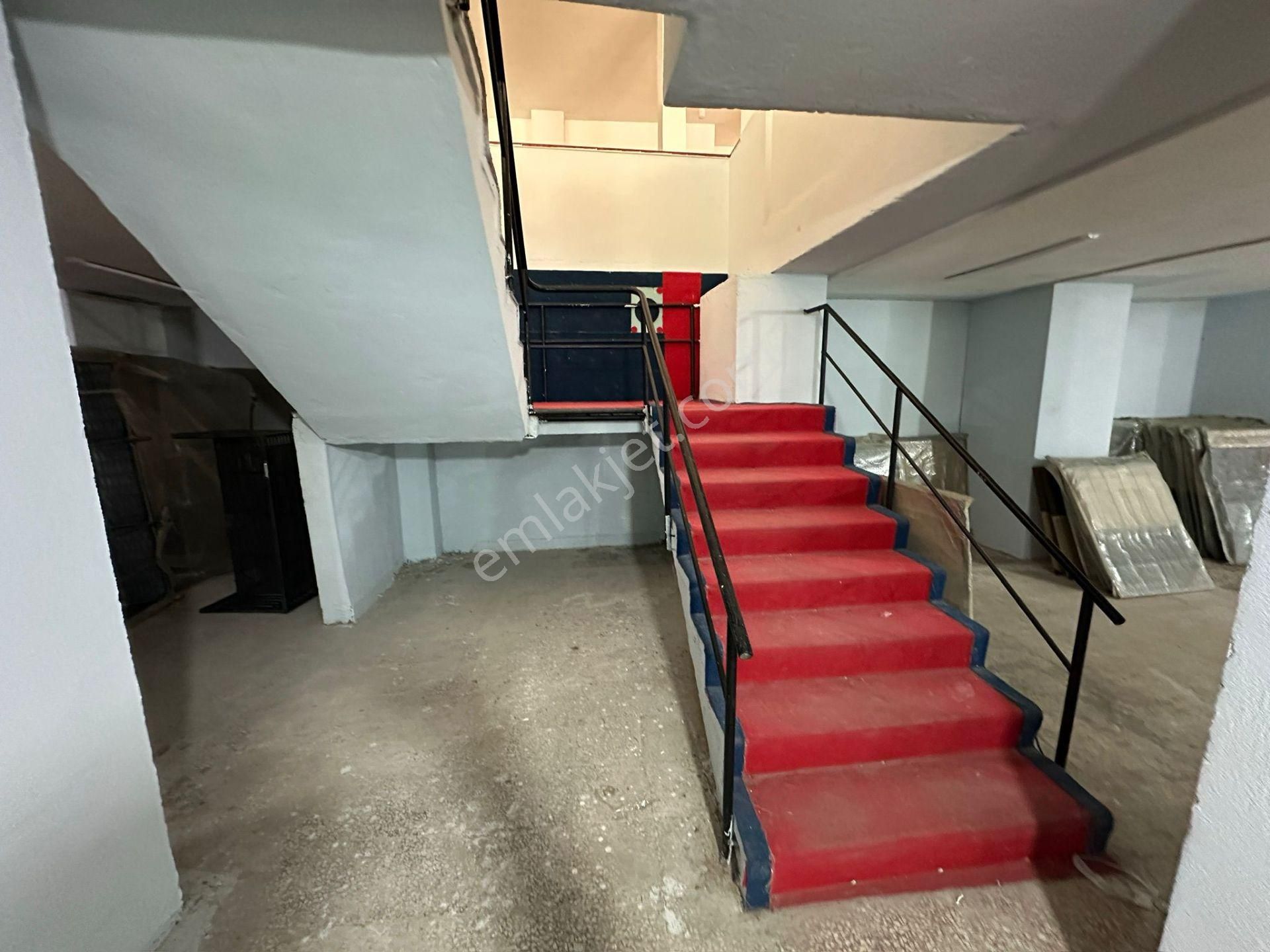 Trabzon Yomra Da Cadde Üzeri 1300 M2 Kiralık Dükkan Mağaza - Görsel 31