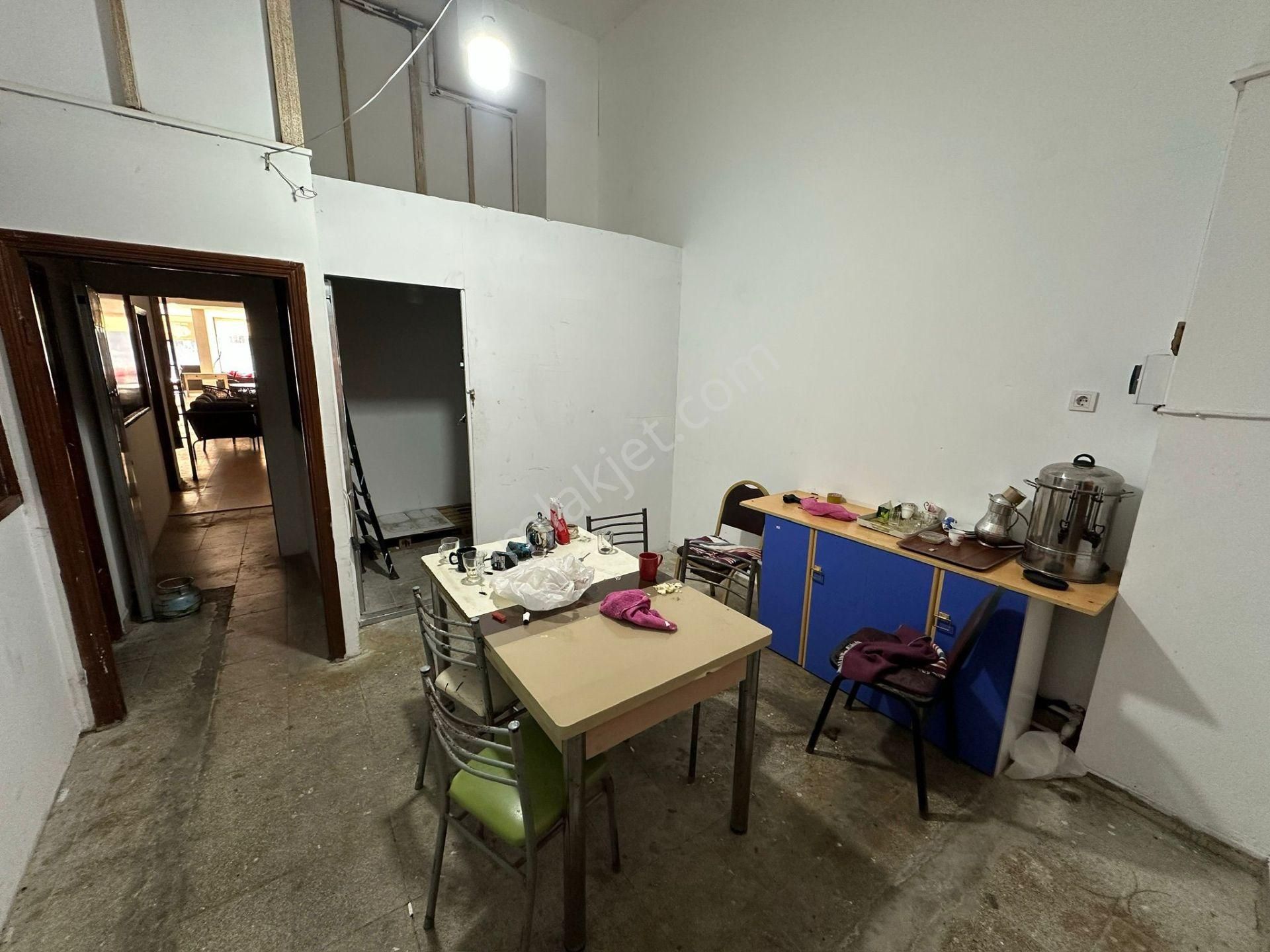 Trabzon Yomra Da Cadde Üzeri 1300 M2 Kiralık Dükkan Mağaza - Görsel 7