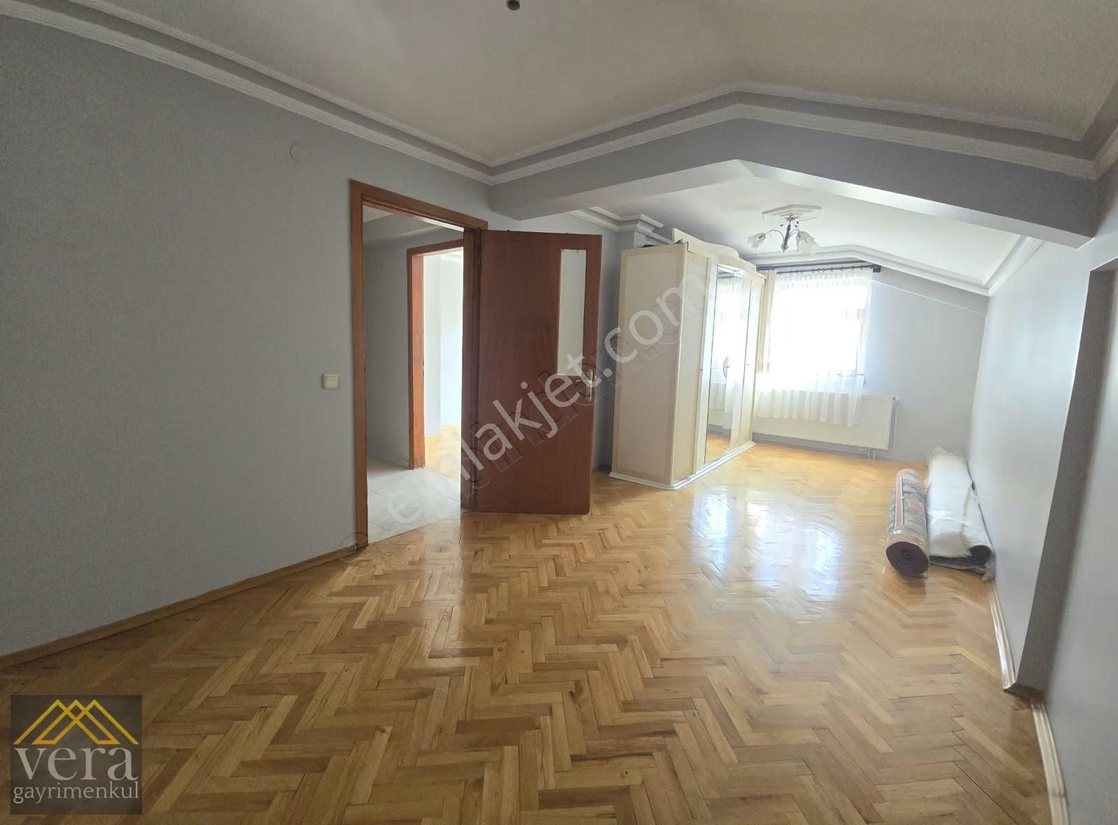 Natayolu Caddesi 50 Metre Ön Cephe 5+1 Kiralık Dubleks Ön Cephe - Görsel 5
