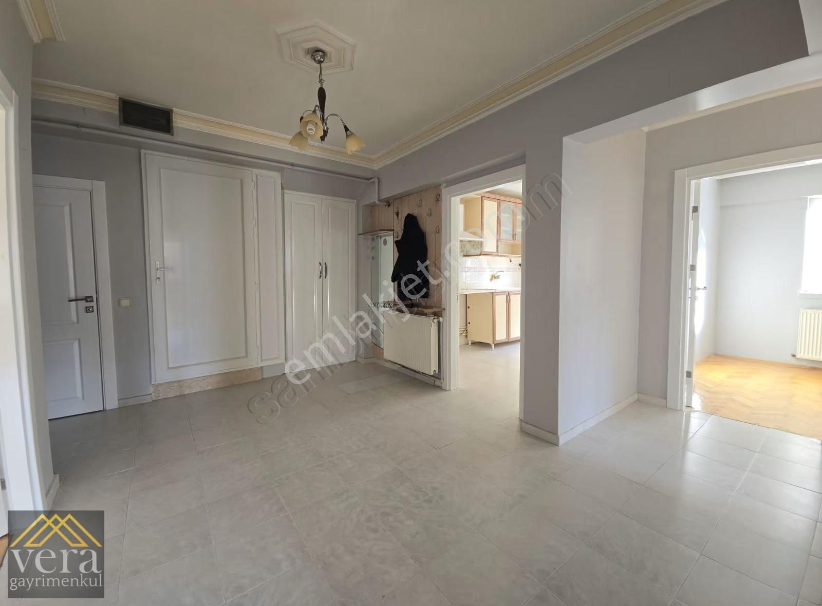 Natayolu Caddesi 50 Metre Ön Cephe 5+1 Kiralık Dubleks Ön Cephe - Görsel 16