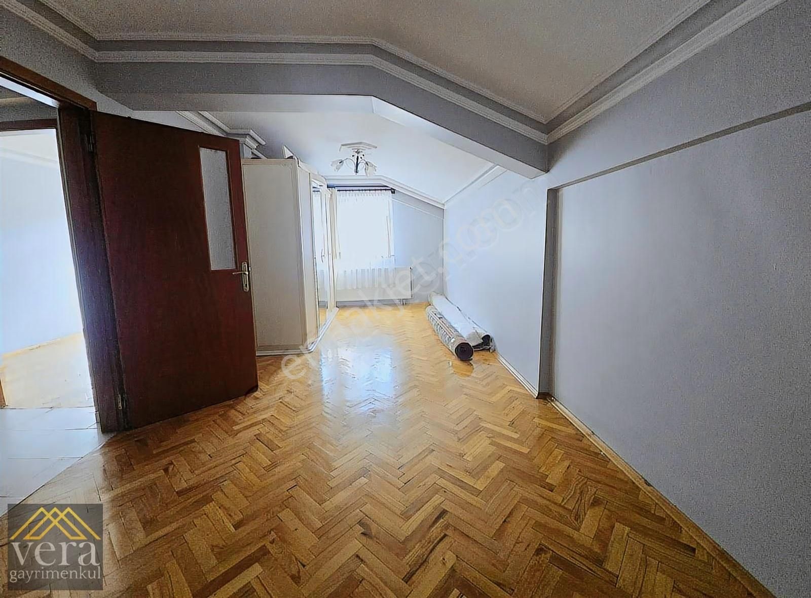 Natayolu Caddesi 50 Metre Ön Cephe 5+1 Kiralık Dubleks Ön Cephe - Görsel 14
