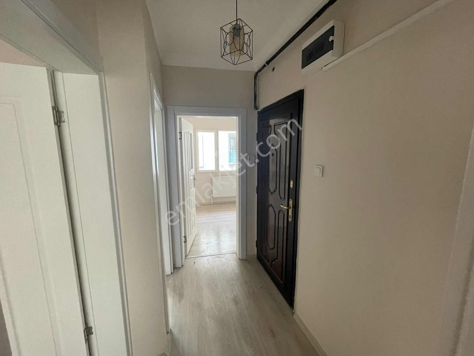 Üçyol Bahçelievler Metro Yakını 2+1 Arakat Doğalgazlı Daire - Görsel 2