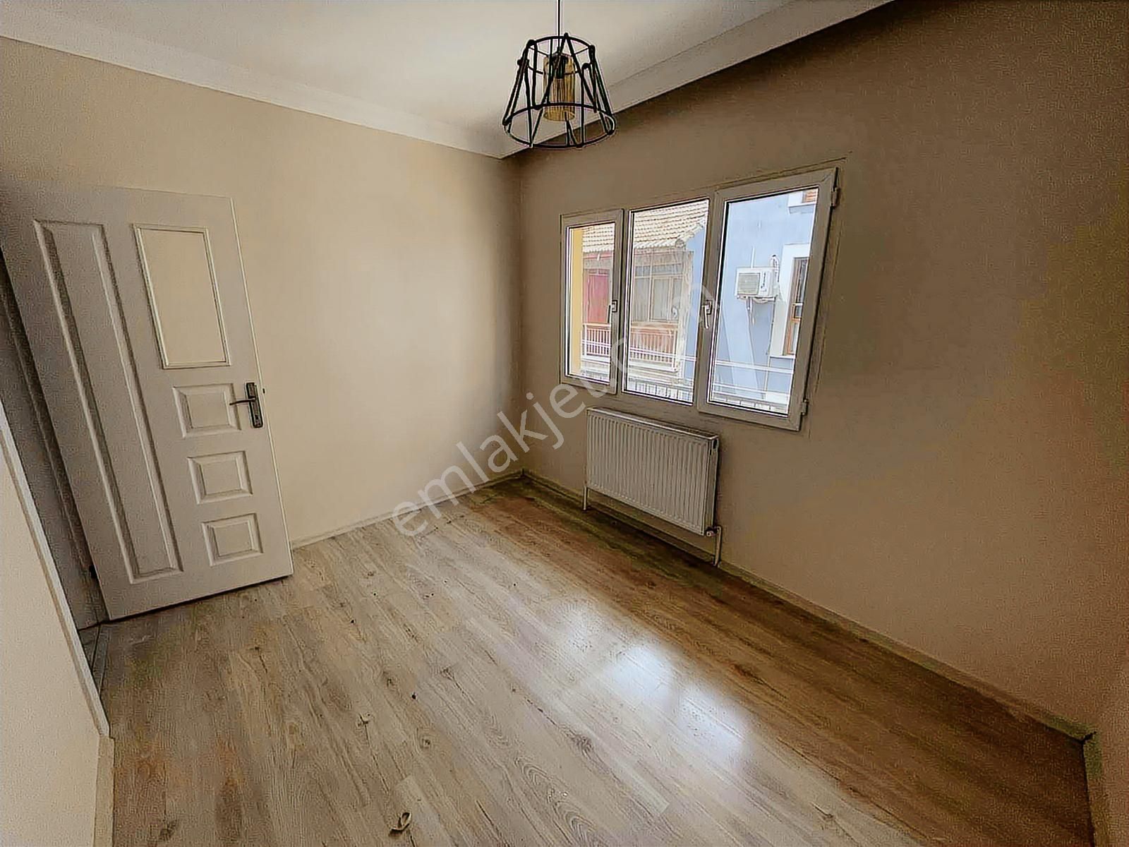 Üçyol Bahçelievler Metro Yakını 2+1 Arakat Doğalgazlı Daire - Görsel 8