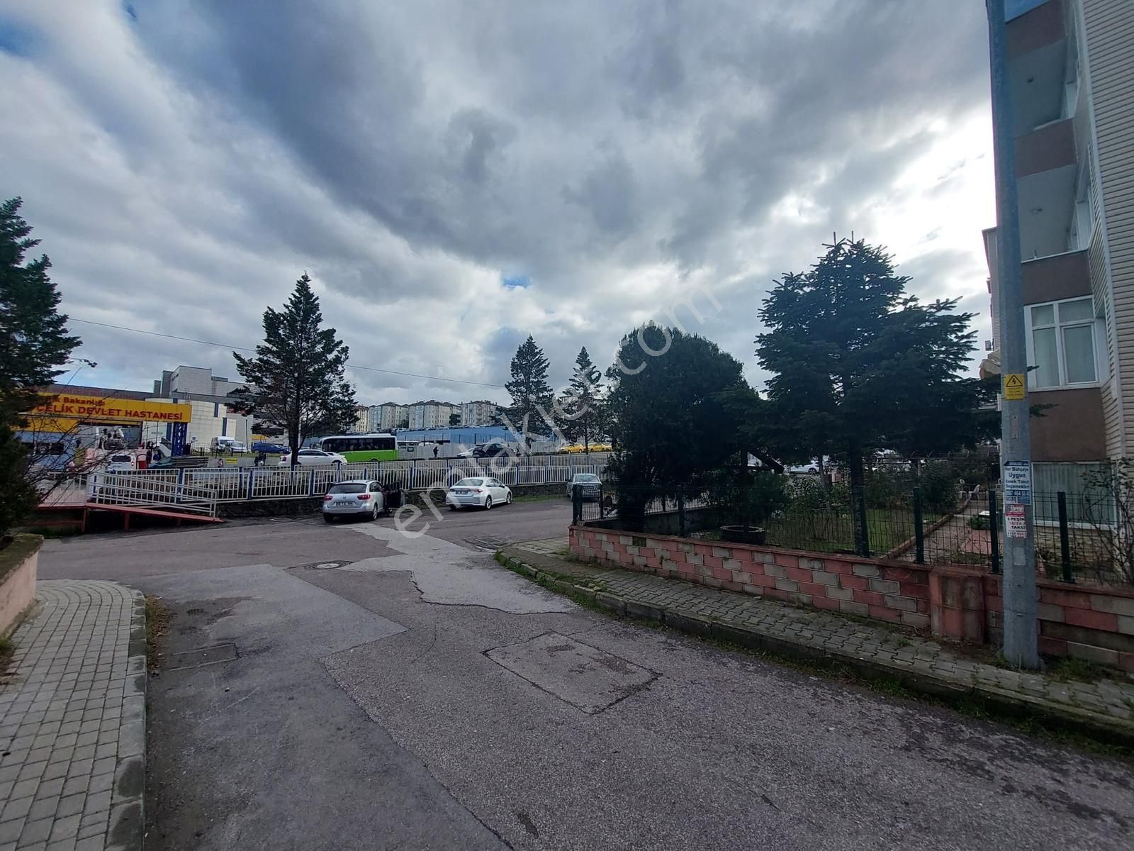 Devlet Hastanesi Karşısında Satılık Arakat Bakımlı Fırsat Daire - Görsel 7
