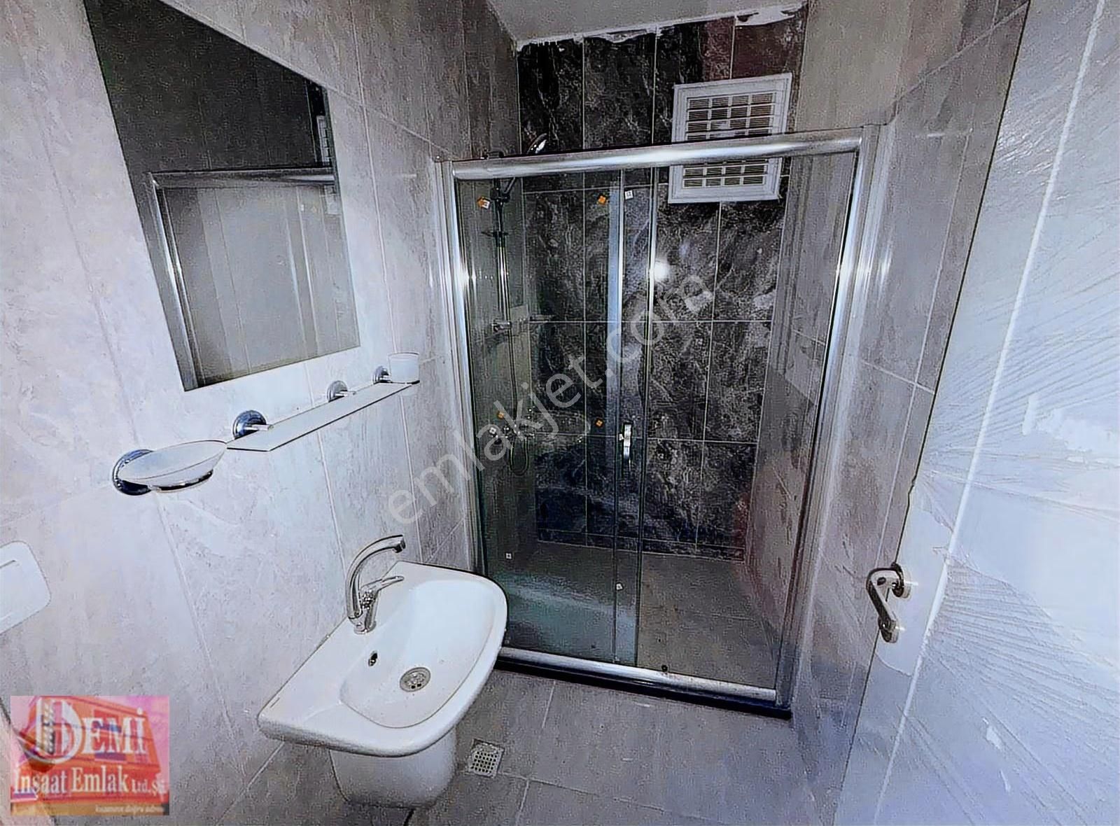 Nilüfer Balkan 'da 5+1 270m2 Bulvarda Havuzlu Lüxs Satılık Duble - Görsel 8