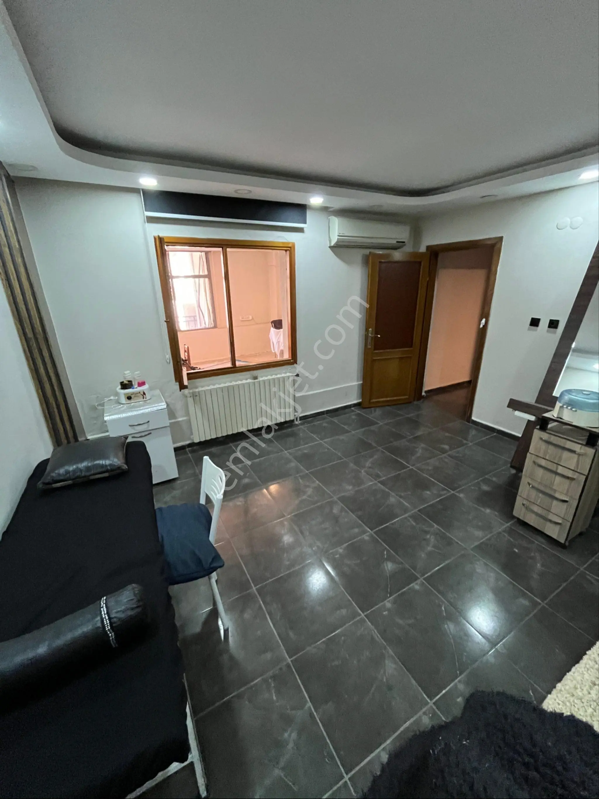 Fatih Caddesi / Konut +ticari Faaliyet Belgeli Daire