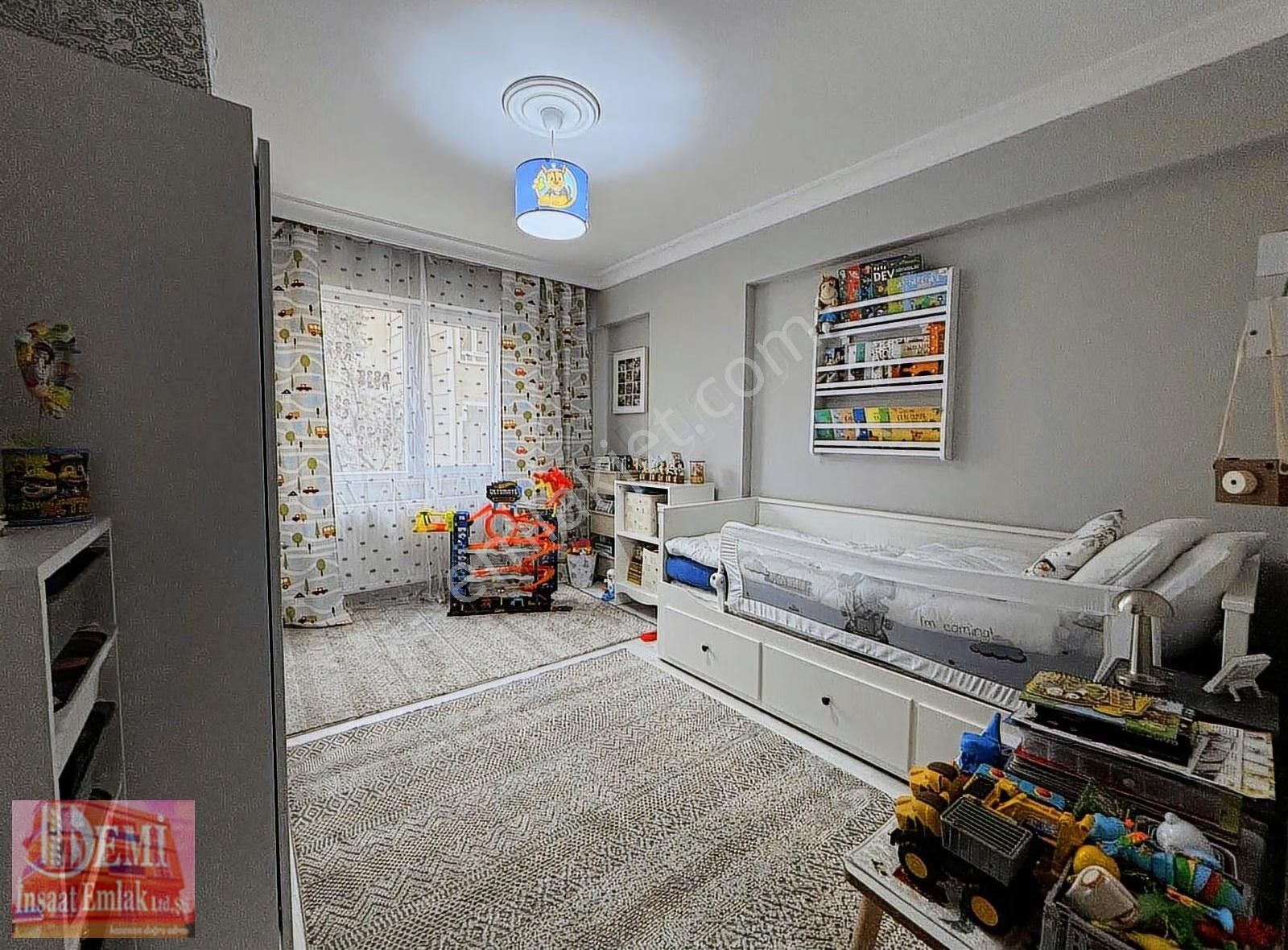 Ana Cadde Üzerinde Asansörlü Kapalı Otoparklı 3+1 Geniş Daire - Görsel 14