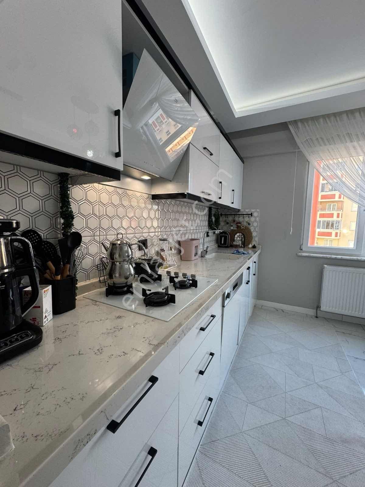 Serkent Bahçelievler'de Full Yapılı 3+1 Satılık Daire - Görsel 15