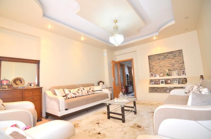 Talha Tozduman'dan Fetih Cad. Cepheli Arakat Geniş 3+1 Satılık - Görsel 17