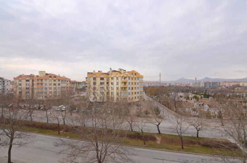 Talha Tozduman'dan Fetih Cad. Cepheli Arakat Geniş 3+1 Satılık - Görsel 6