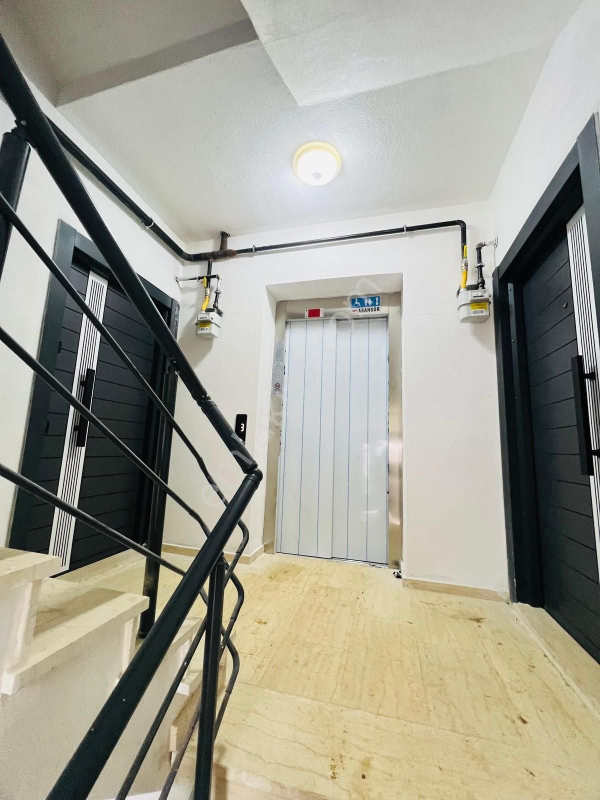 İstanbul Sancaktepe Yunusemre Mah Satlık 2+1 Ara Kat 85 M2 Daire - Görsel 22