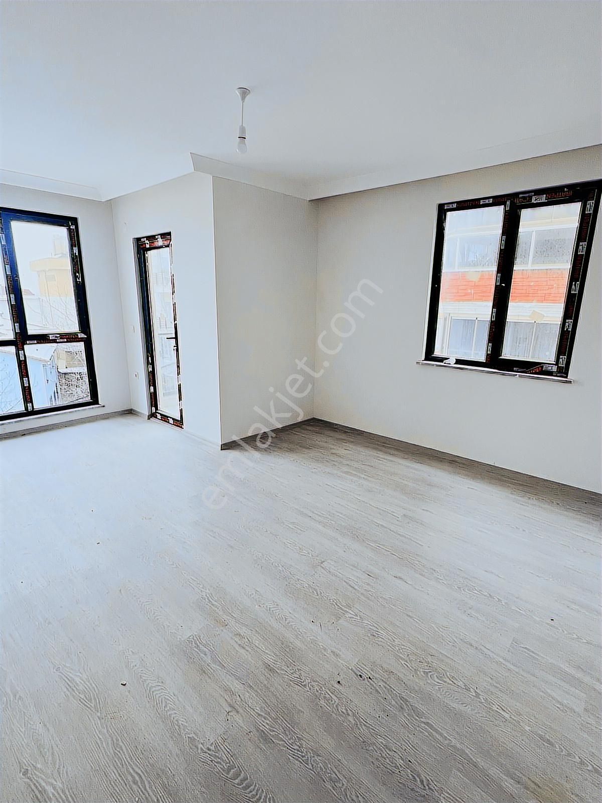 İstanbul Sancaktepe Yunusemre Mah Satlık 2+1 Ara Kat 85 M2 Daire - Görsel 8