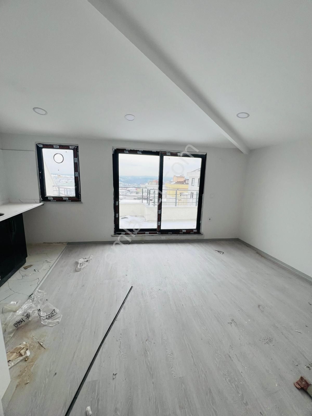 İstanbul Sancaktepe Yunusemre Mah Satılık 3+3 Üst Dübleks 170 M2 - Görsel 20