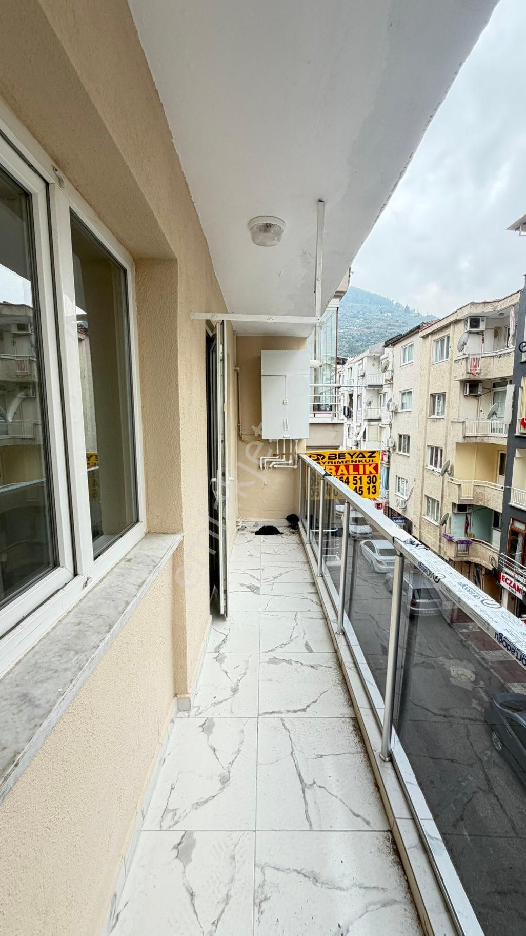 Beyaz Gayrimenkulden Kiralık 3+1 Daire