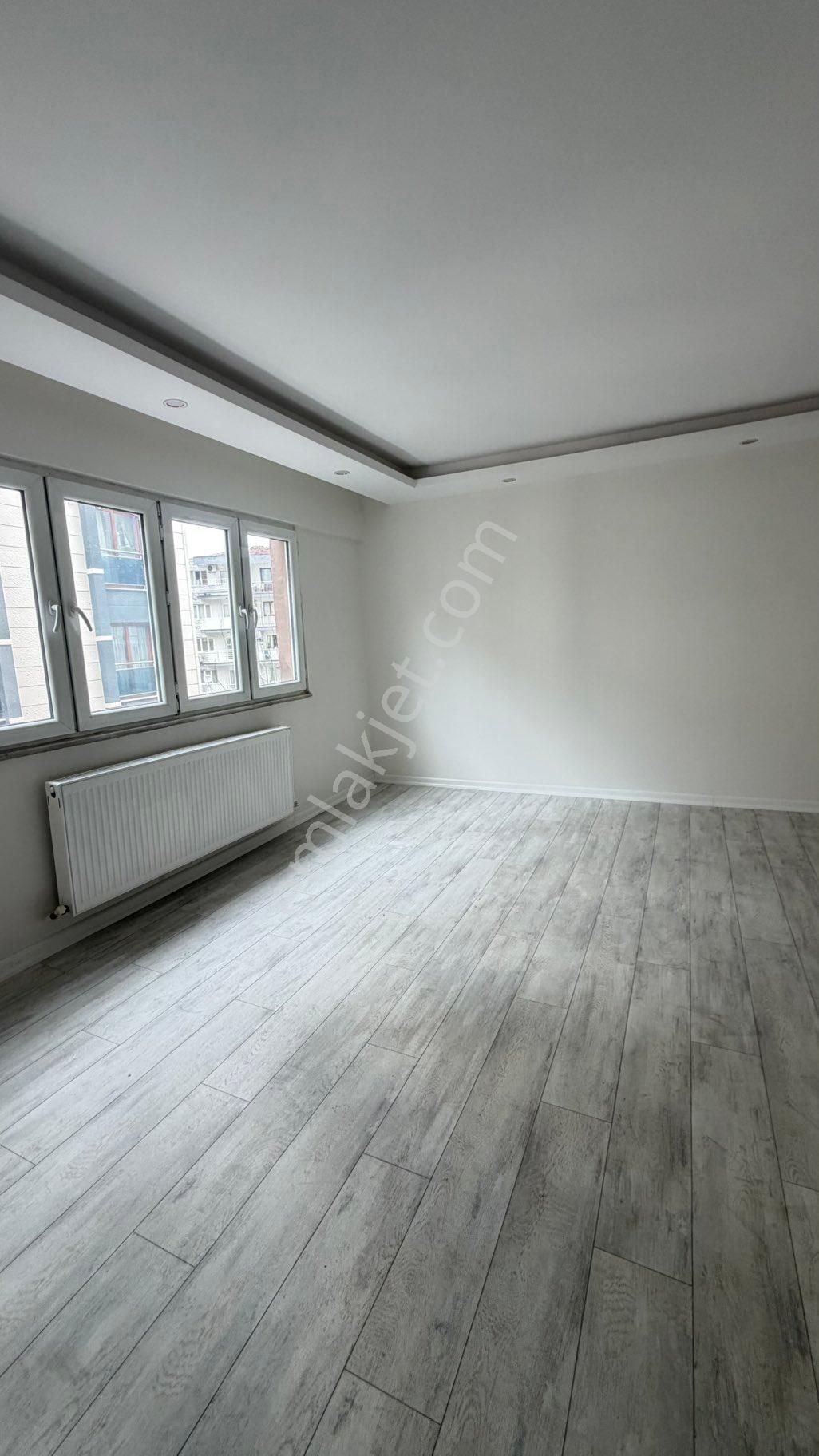 Beyaz Gayrimenkulden Kiralık 3+1 Daire - Görsel 22