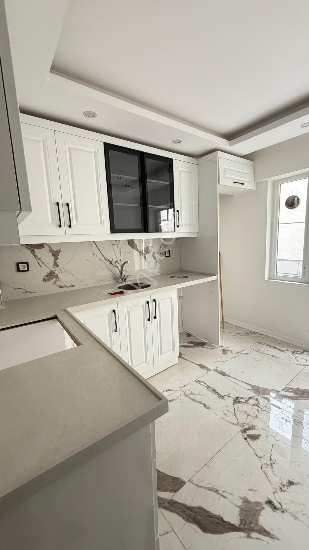 Beyaz Gayrimenkulden Kiralık 3+1 Daire - Görsel 5