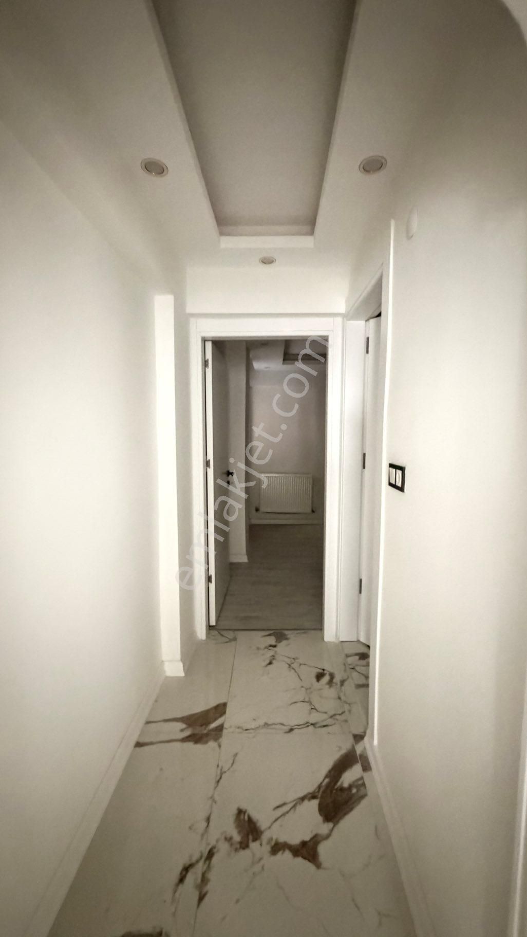 Beyaz Gayrimenkulden Kiralık 3+1 Daire - Görsel 11