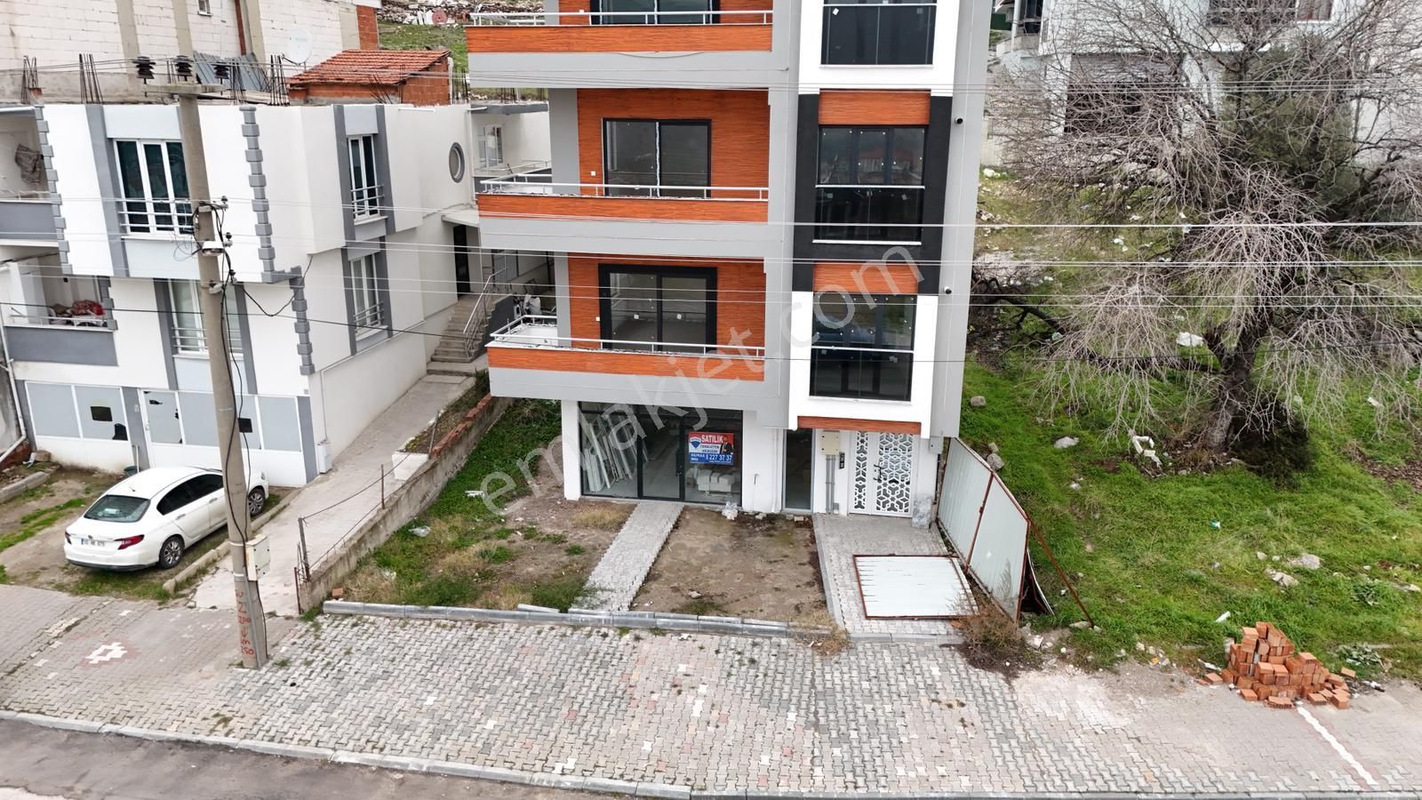 Remax-mid'den Ana Cadde Üzeri Satılık Dükkân - Görsel 3