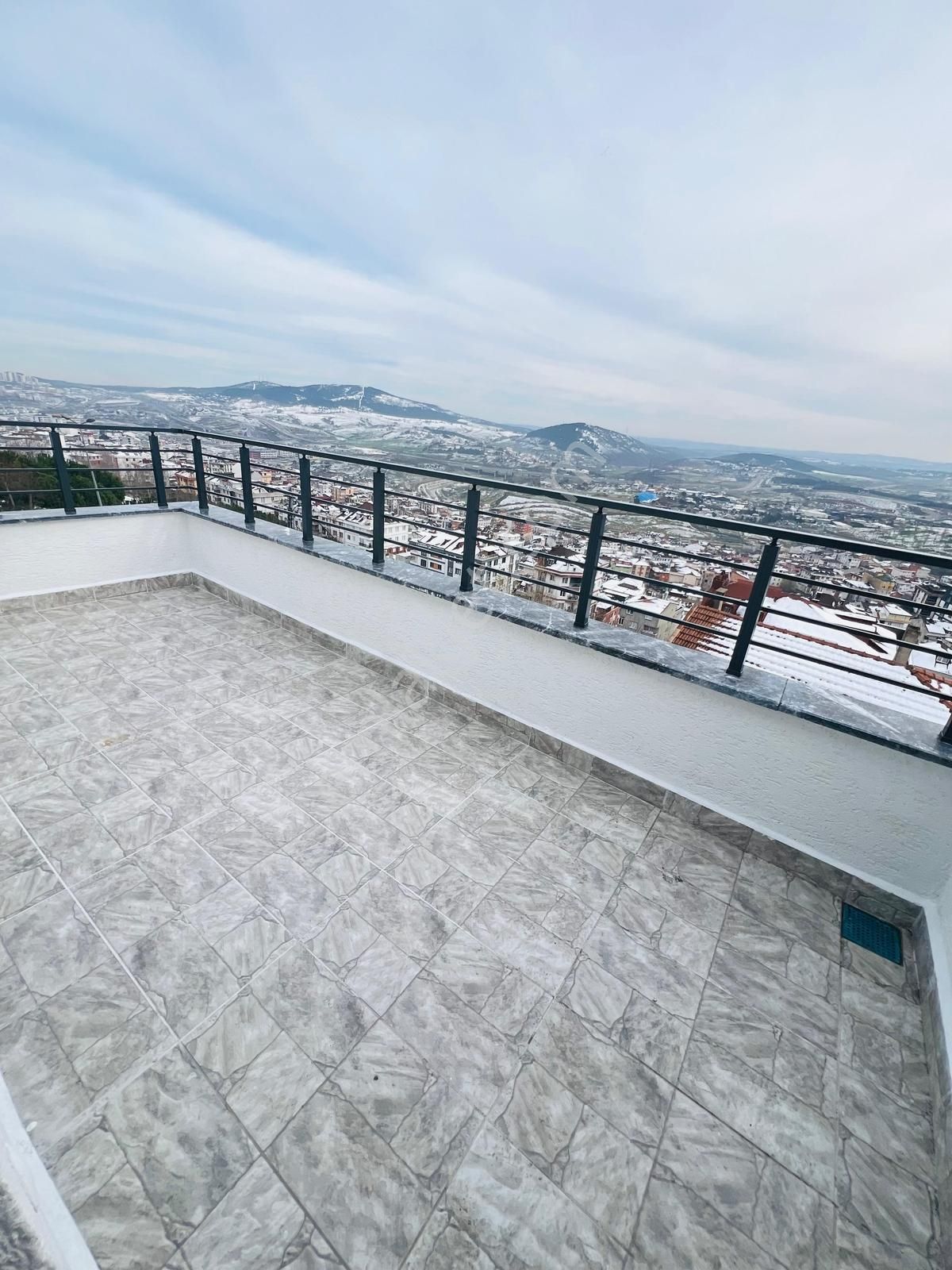 İstanbul Sancaktepe Mevlana Mah. Satılık 2+2 Üst Dübleks 150 M2 - Görsel 14