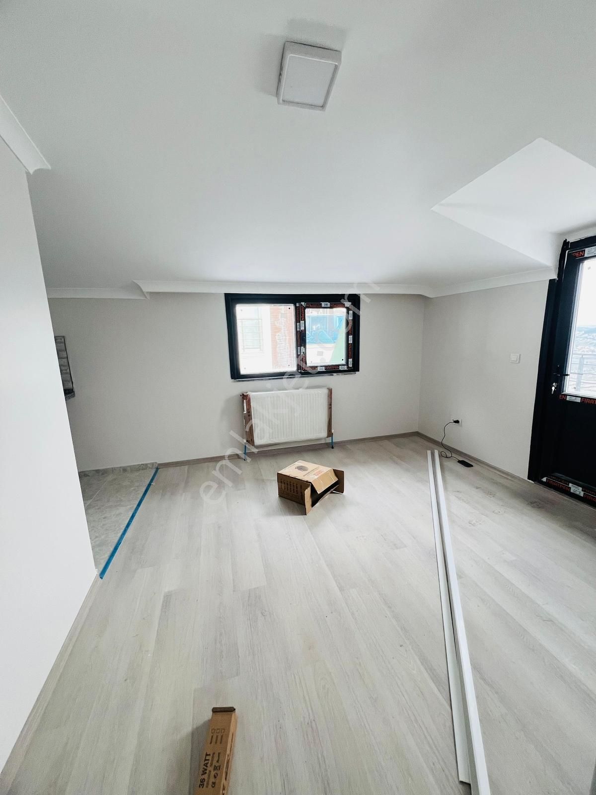 İstanbul Sancaktepe Mevlana Mah. Satılık 2+2 Üst Dübleks 150 M2 - Görsel 21