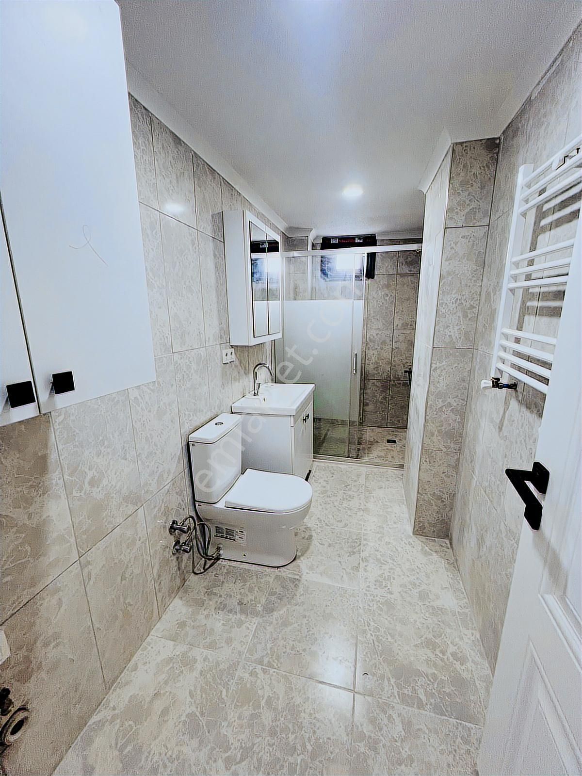 İstanbul Sancaktepe Mevlana Mah. Satılık 2+2 Üst Dübleks 150 M2 - Görsel 2