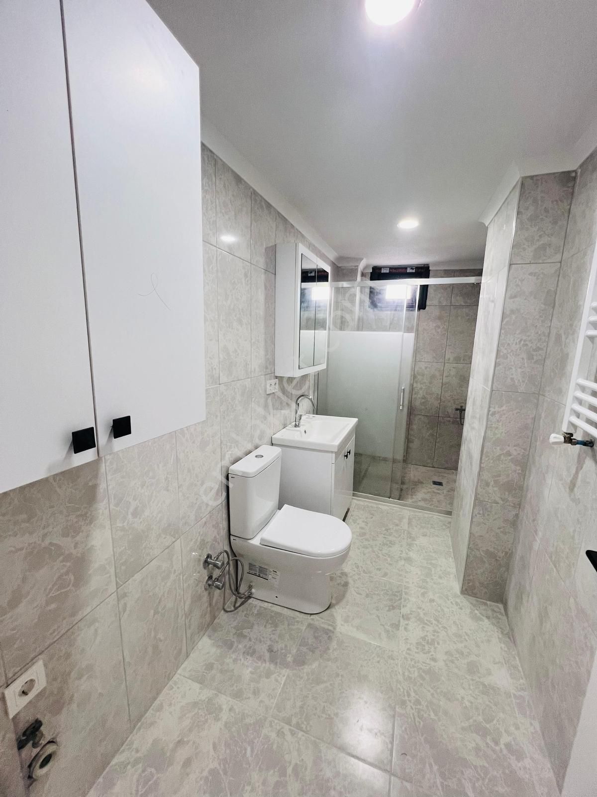 İstanbul Sancaktepe Mevlana Mah. Satılık 2+2 Üst Dübleks 150 M2 - Görsel 5