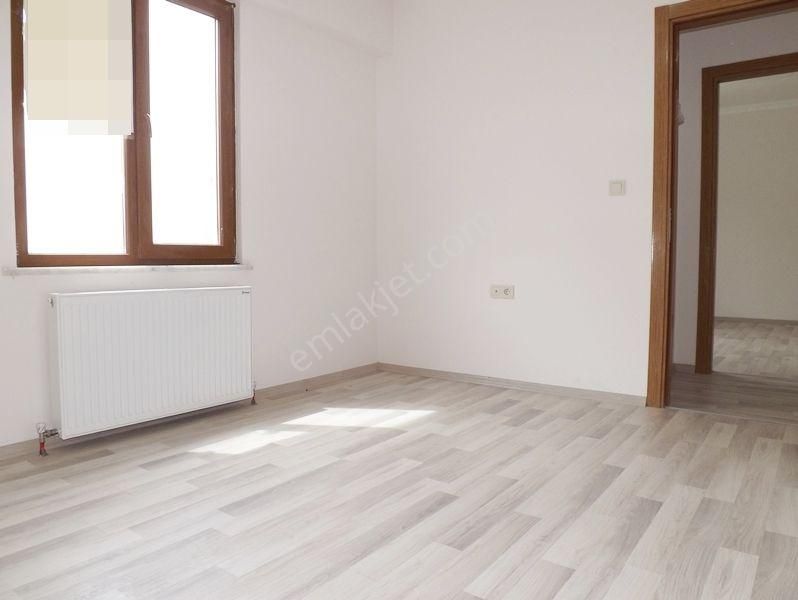 Mertcan Dan Yakacık Meydana Yürüme Site İçi 3+1 Ebeveyn Banyolu - Görsel 12