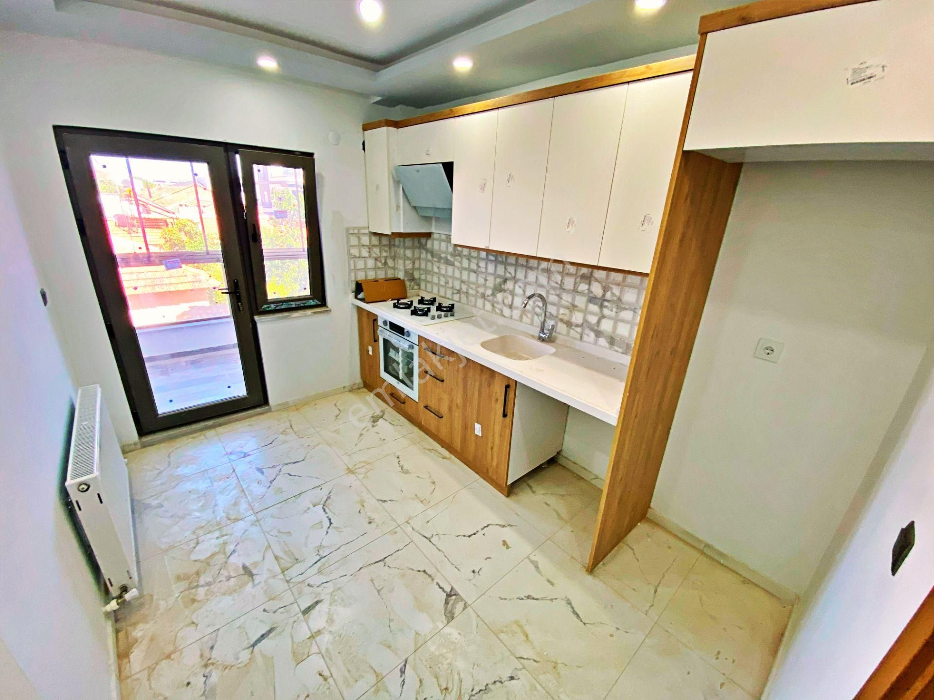🌀gültaş Emlaktan Akçay Zeytinlide Satılık Ebeveyn Banyolu Cam Balkonlu 2+1 Daire - Görsel 7