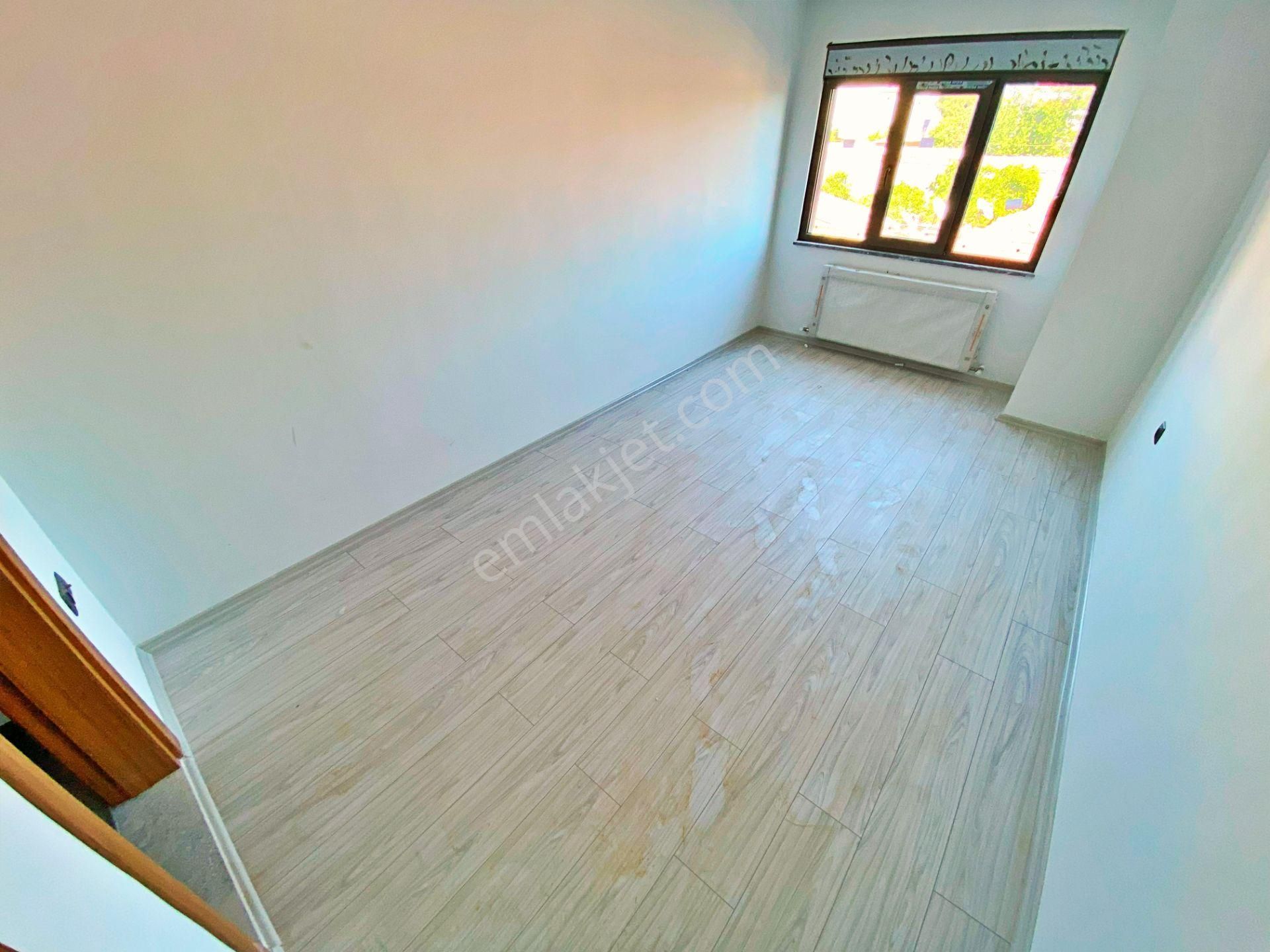 🌀gültaş Emlaktan Akçay Zeytinlide Satılık Ebeveyn Banyolu Cam Balkonlu 2+1 Daire - Görsel 5