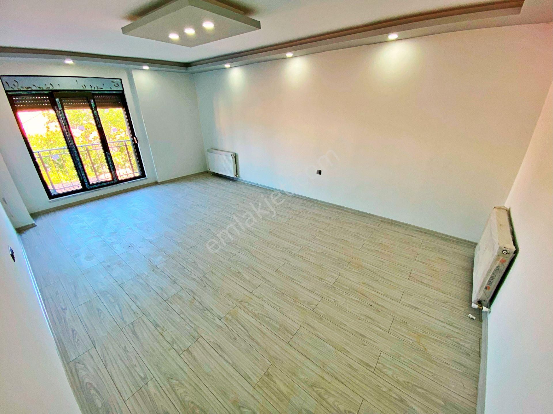 🌀gültaş Emlaktan Akçay Zeytinlide Satılık Ebeveyn Banyolu Cam Balkonlu 2+1 Daire - Görsel 14