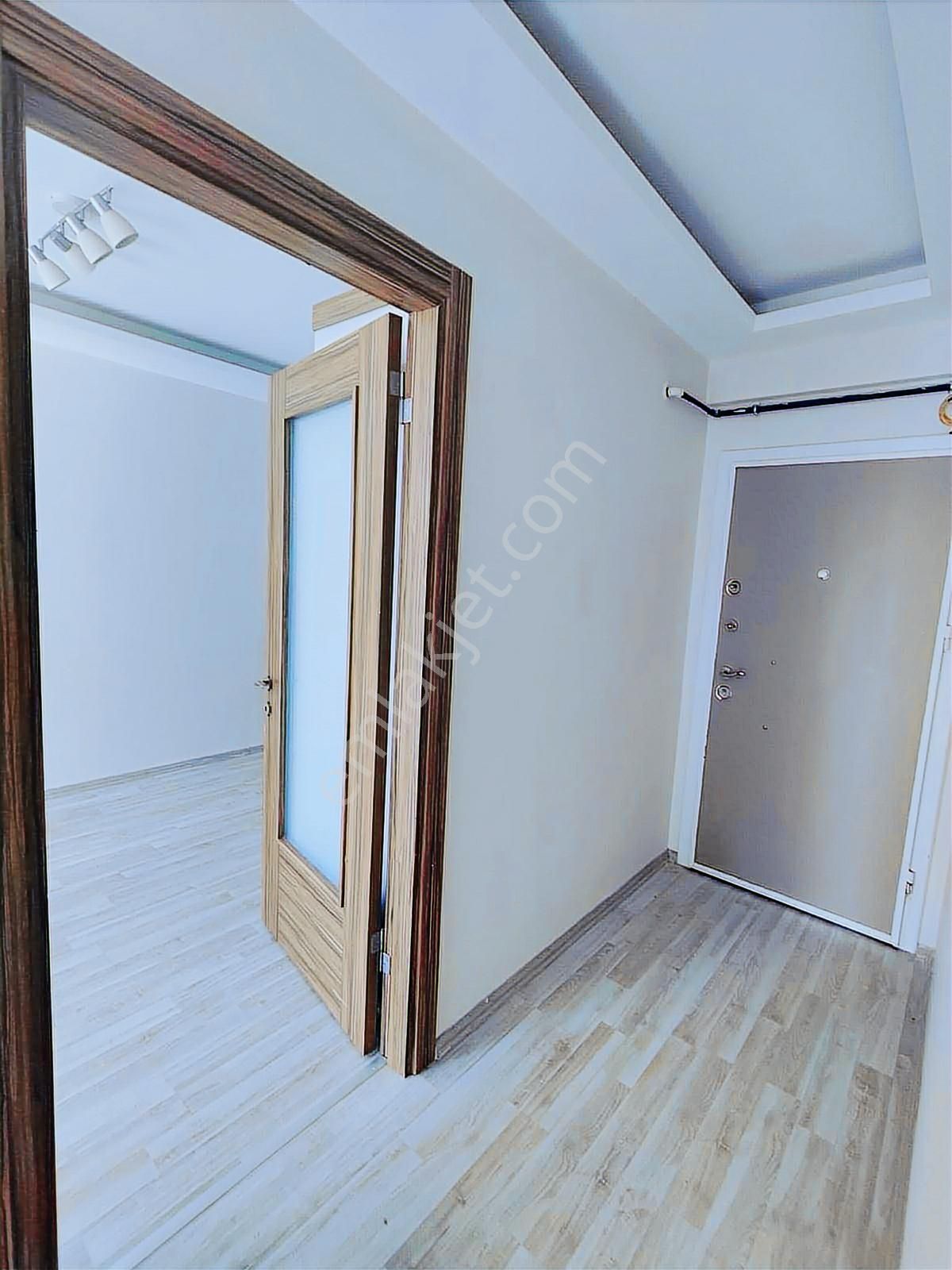 Buca Atatürk Mahallesinde 3+1 Kiralık Daire - Görsel 7